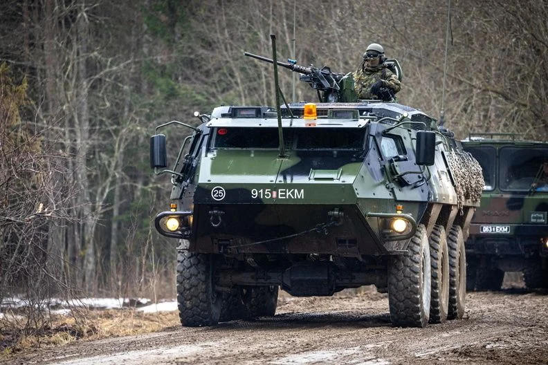 Kaitsevägi, pildid.mil.ee