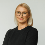 Laura Laaster, portrait