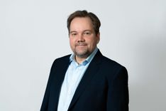 Portrait photo of Sven Heiberg on a white background